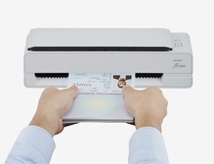 Fujitsu fi-800R Scanner avec chargeur automatique de documents
